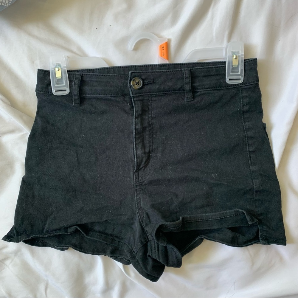 H&M’s Divided Black High-Waisted Jean Shorts
